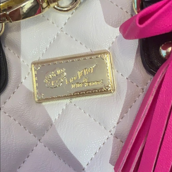 Adorable Purse - Picture 6 of 6